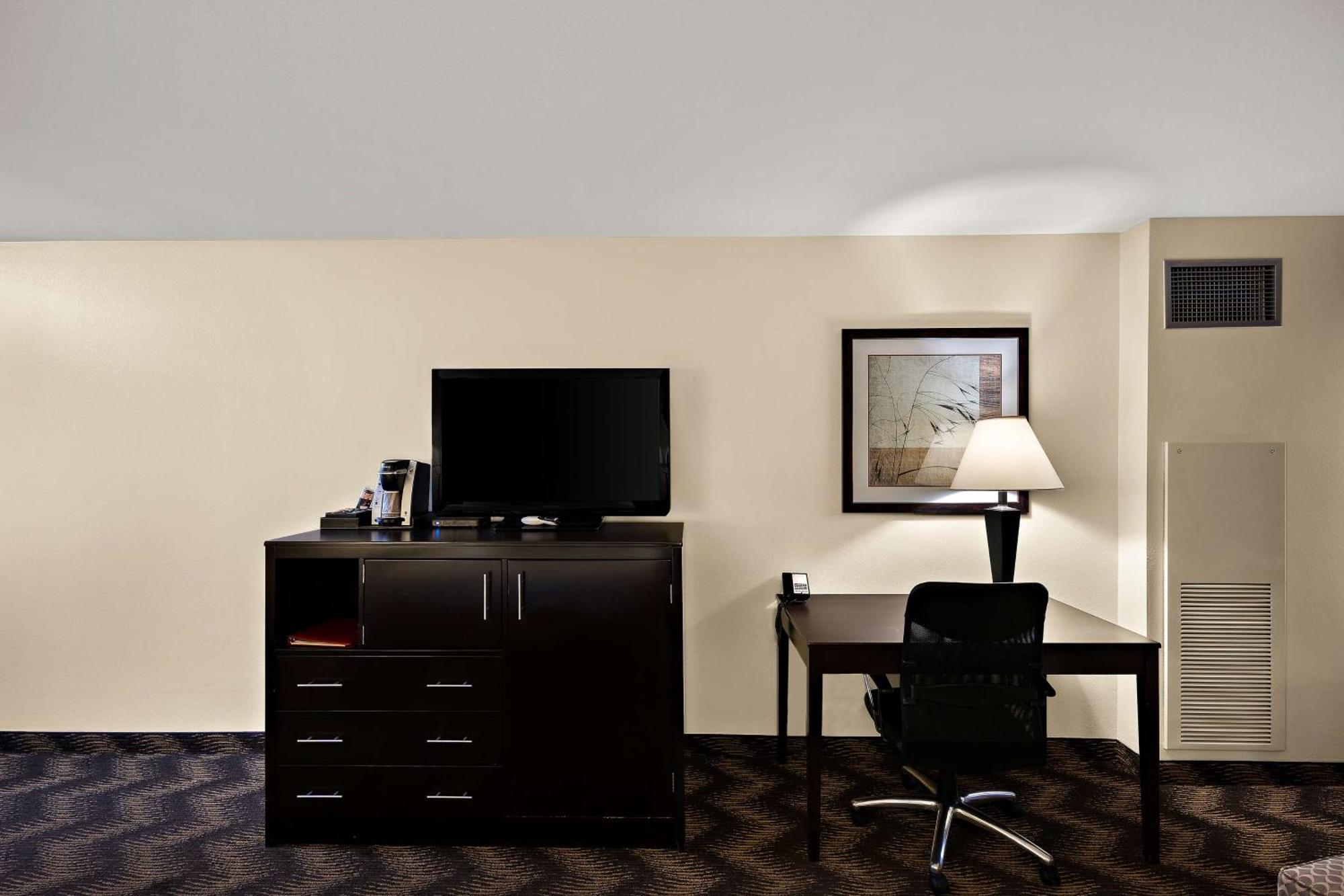 Best Western Plus Gold Country Inn Winnemucca Exterior photo